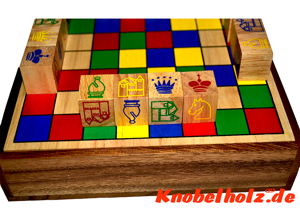 La posizione di partenza di Ajongoo dei cubi di gioco del gioco in legno rosso giocatore
